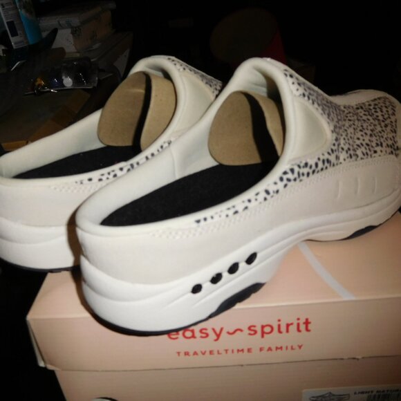 NEW 9.5M EaSY SPIRIT TRAVEL TIME CLOGS LIGHT NATURAL POLKA DOT - Picture 4 of 10